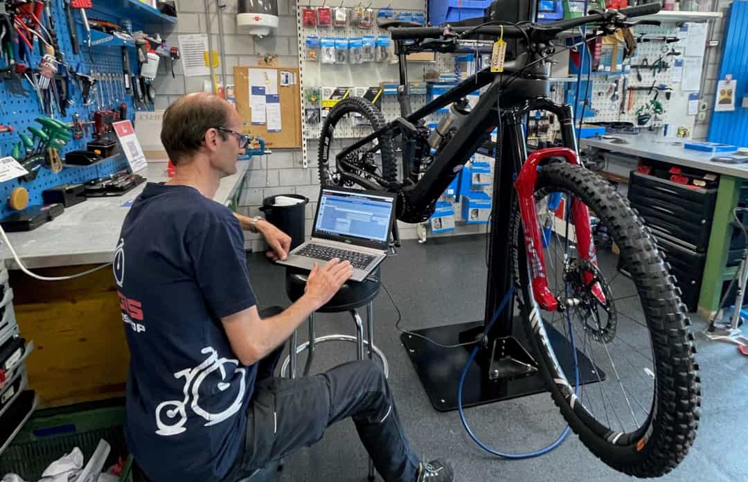 Bring dein defektes Velo<br>in die Velo-Werkstatt in Balzers